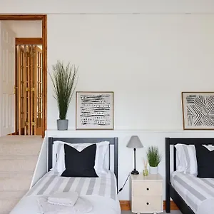 The Castleman Apartment